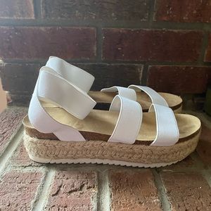 Esprit ‘GIGI’ sandal